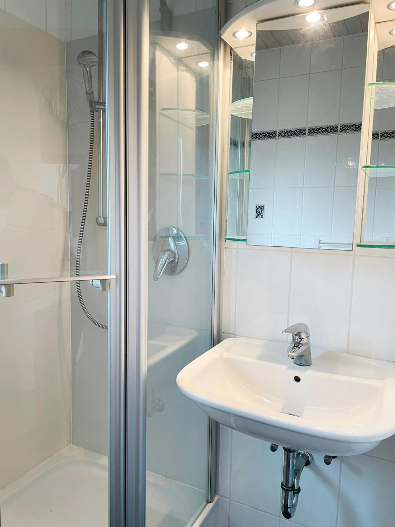 هيرودسبيرغ 1,5-Zimmer Mit Duschbad, Gartenblick, Kuehlschrank المظهر الخارجي الصورة